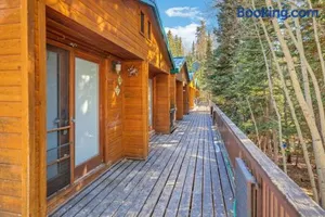 Image of Beautiful Ski-In Ski-Out Condo Located On The Eagle Point Resort! Condo