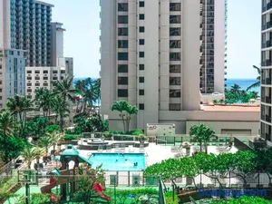 Image of Waikiki Banyan 3410 Stunning Ocean, Surfer & Sunset View's