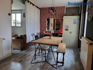 Image of GÎTE PRIVATIF, MAISON DE VACANCES FAMILIALE 100m2 avec piscine, parking privé "Un plaisir d'évasion" gîte de France 3 épis