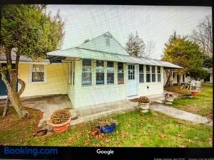 Image of Monmouth OYO