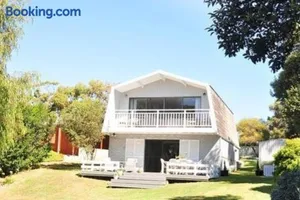 Image of Sabi Robe WiFi 300m to Beach Dog friendly