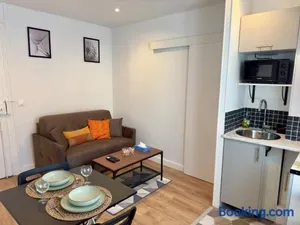 Image of Superb and Elegant Apartment in Paris' Heart