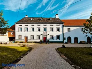 Image of B&B Gutshaus De La Fontaine