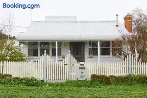Image of Miners Cottage lancefield