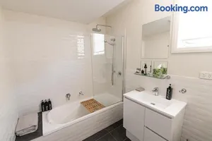 Image of Mortimer's Wines Studio - Adults Only Retreat