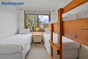 Image of Eastern Beach Unit 5