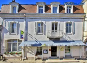Image of Logis Hôtel Le Lion d'Or