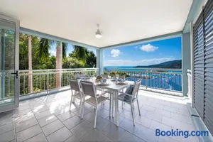 Image of Coastal Charm On Airlie