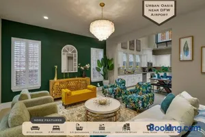 Image of Restaurants, Bars, Lake & Trails near DFW Airport