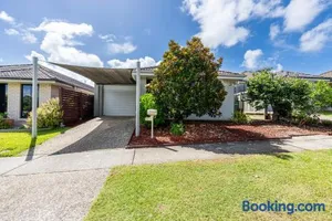 Image of Entire house near North Lakes, Brisbane, Australia