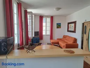 Image of Appartement vue panoramique sur le vieux Saintes