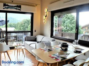 Image of Charmant duplex au centre de Samoëns avec balcon, WiFi et parking - FR-1-629-115