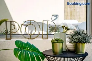 Image of La Villa Pop