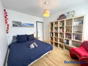 Image of LE couturier parking and balcony eurexpo