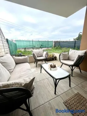 Image of Superbe appart avec Jardin à 2 min de l’Aéroport-4 pers