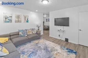 Image of 5BD 2BTH Home Near Hartsfield Jackson Airport