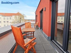Image of Fynbos City Penthouse, Dachterrasse, Design-Küche, Parkplatz