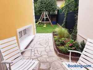 Image of STUDIOS La Varenne Saint Maur entre PARIS ET DISNEYLAND