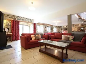 Image of Gîte familial restauré avec jardin clos, équipements bébé, animaux acceptés, proche St-Julien-Chapteuil - FR-1-582-296
