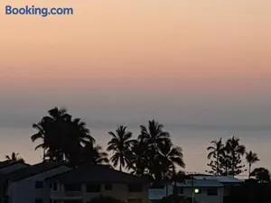 Image of Blue horizon