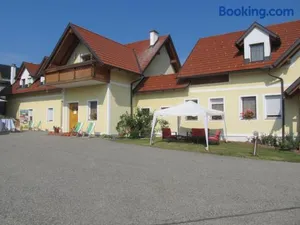 Image of Apfelhof FLIEDER