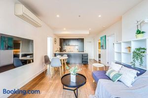 Image of StayAU Stylish 2BR 2Bath Central Box Hill