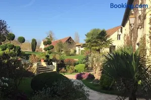 Image of Beautiful country house located 50min from Paris Eiffel Tour - Demeure d'exception à 50min de Paris Tour Eiffel