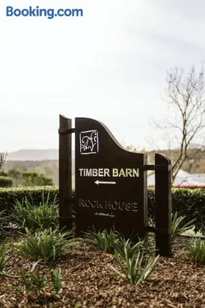 Image of Picturesque Barn located on the Shoalhaven River