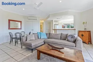 Image of Cosy apartment with ocean views, Sunshine Beach