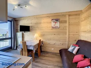 Image of Studio rénové 2 étoiles, 4 pers, parking, La Toussuire - FR-1-417-112