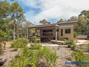 Image of Rosella - Bushland Hideaway