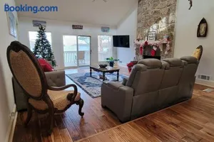 Image of Luxurious Chalet over Margaritaville