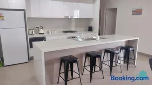 Image of Caves Beach Retreat - close to beach and shops