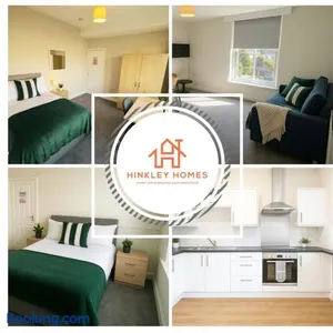 Image of Cozy 2-Bed Ground Floor Flat with Parking