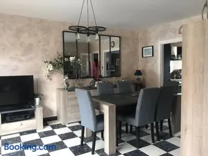 Image of Quartier calme, terrasse plein sud, jardin