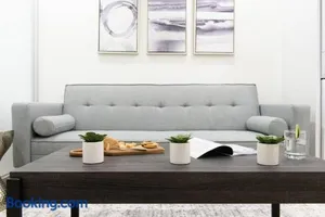 Image of 75-2B Prime Upper East Brand New 1BR W D Elev