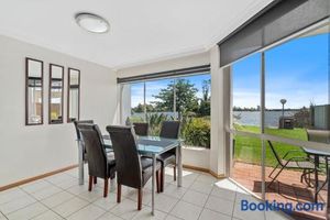 Image of Yarrawonga Lakeside Apartment 49