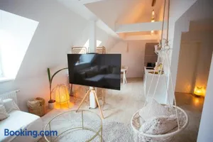 Image of JAMA - Altstadt, WLAN, Arbeitsplatz, Modern Boho #3
