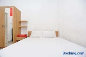Image of Family Residence Mitra RedDoorz