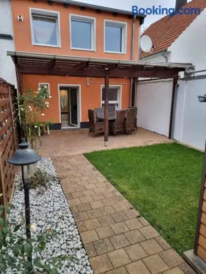 Image of Gästehaus-Ferienwohnung-Appartement mit Terrasse - Nähe Kliniken/ Herzzentrum