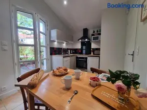 Image of Gîte charmant avec jardin, terrasse et tout confort à Saint-Galmier - FR-1-496-293
