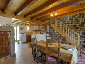 Image of Gîte Authentique en Campagne avec Cheminée, Wifi, Terrasse et Jardin, Près du Ski et VTT - FR-1-496-96