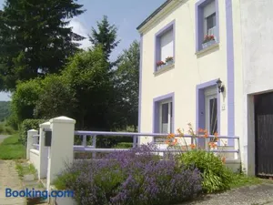 Image of Aux 2 cerisiers