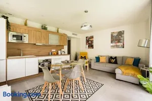 Image of Stylish New 1 bedroom apartment in juan les pins