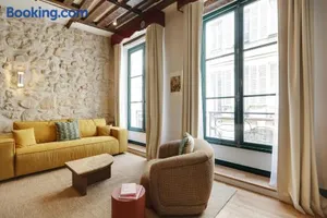Image of Paris Home Collection Serviced Apartments in Notre Dame - Rue Savoie