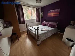 Image of Home from home, close to Redditch hospital ABB