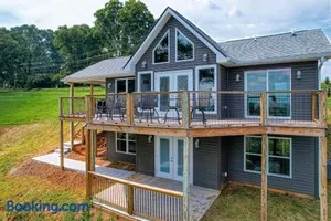 Image of Broadview, River, Golf Course, Games, free Attraction Tickets, WIFI!!!