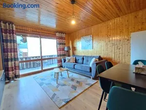 Image of Appartement rénové 3 pièces cabine, 50m des pistes, 8 couchages, balcon SUD, Wifi, TV - FR-1-592-54