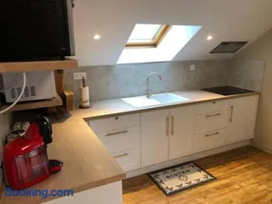 Image of Logement à Brive, près du centre-ville et de la gare - Climatisation, fibre internet et stationnement gratuit
