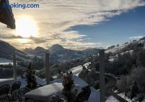 Image of Chalet les Ecureuils Apartment Penthouse Suite